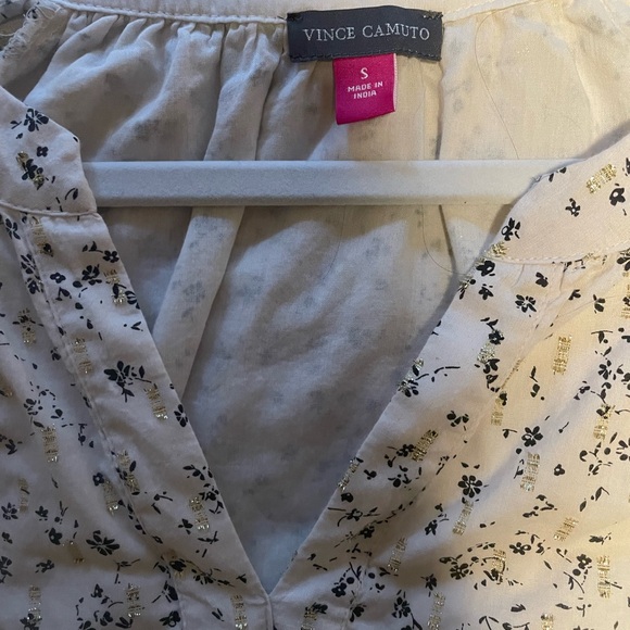 Vince Camuto white black & gold short baloon sleeved blouse NWOT SIZE SMALL - Picture 6 of 7